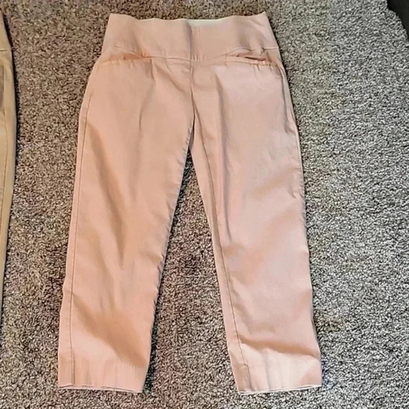 Apt 9 Petite Women's Pale Pink Pull On Stretch CAPRIS - Picture 4 of 10